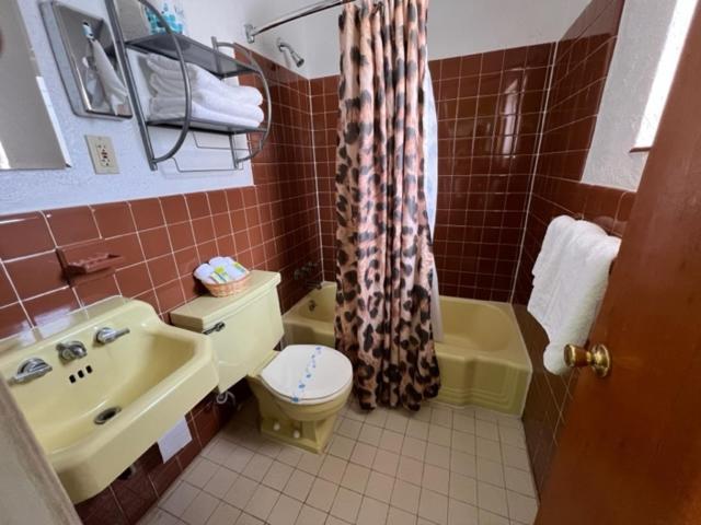 Caribbean Motel Wildwood Crest Bagian luar foto