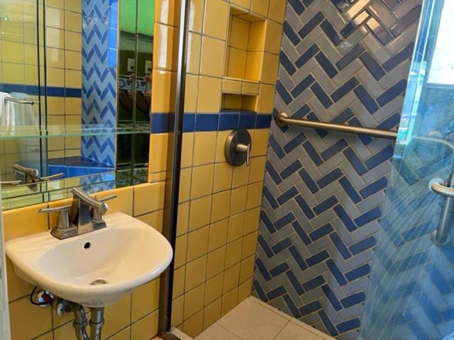 Caribbean Motel Wildwood Crest Bagian luar foto