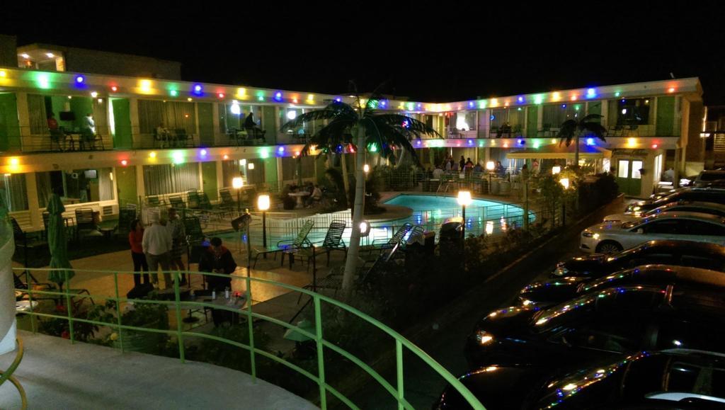Caribbean Motel Wildwood Crest Bagian luar foto